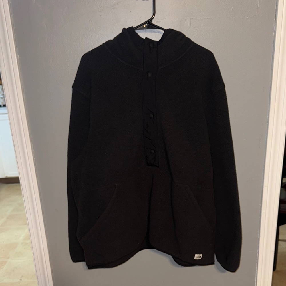 North face fleece pullover